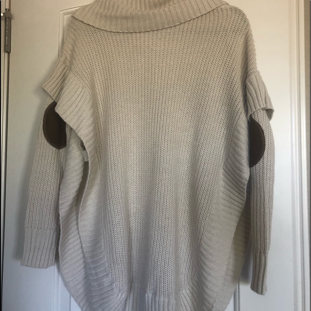 Alya Sweater - Picture 4 of 4